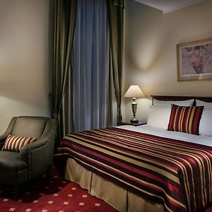 Executive Deluxe Double or Twin Room Gala